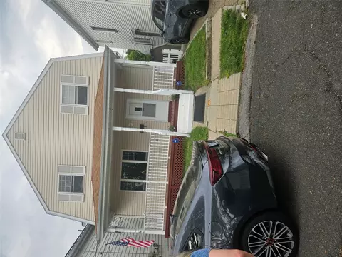 7 Speedling Pl, Yonkers, NY 10703