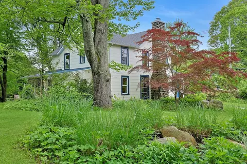2 Amber Ridge Rd, Ramapo, NY 10977