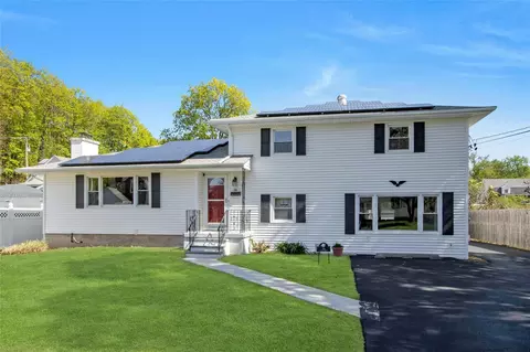 16 North St, Wappinger, NY 12590