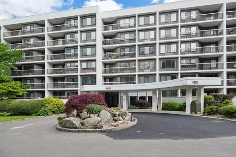 400 High Point Dr #313, Greenburgh, NY 10530