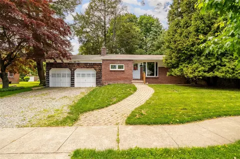 63 Lexington Dr, Cortlandt, NY 10520
