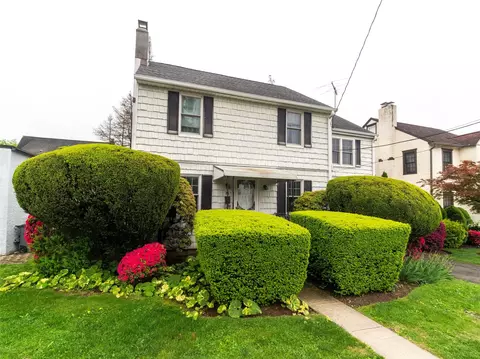 95 Robert Ave, Port Chester, NY 10573