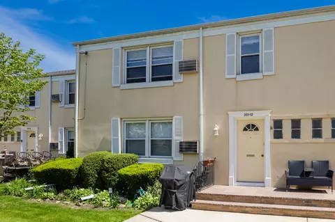 251-12 71st Rd #29B, New York, NY 11426