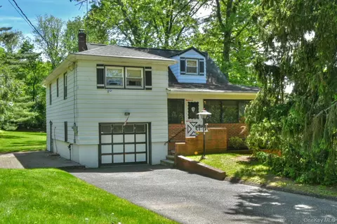 210 Rockland Rd, Orangetown, NY 10965