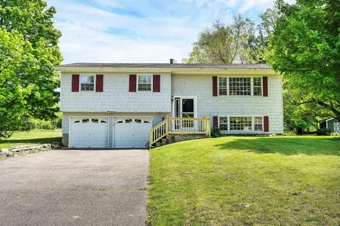 22 Able Noble Dr, Chester, NY 10918