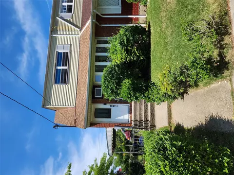 13042 144th St, Jamaica, NY 11436