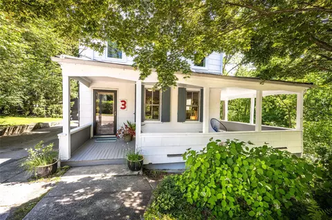 3 York St, Beacon, NY 12508