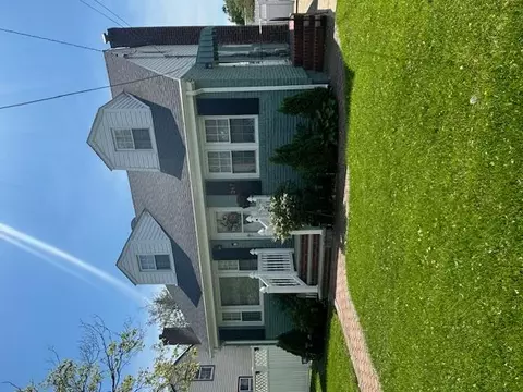 247 Barwick Blvd, North Hempstead, NY 11501