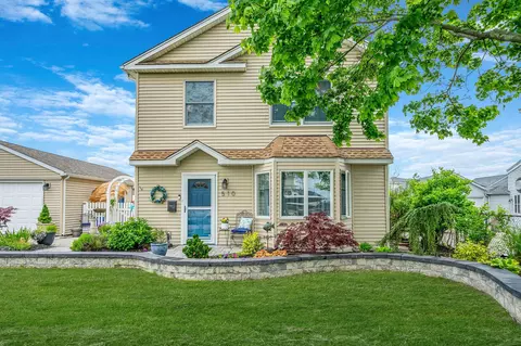 510 Fire Island Ave, Babylon, NY 11702