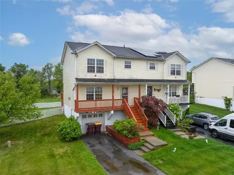 1 Alicia Ln, Warwick, NY 10990