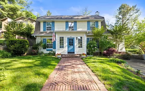 343 Ridge Rd, Douglaston, NY 11363