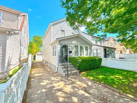 179-25 142 Ave, Jamaica, NY 11434