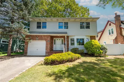 2737 Morton Ave, Oceanside, NY 11572