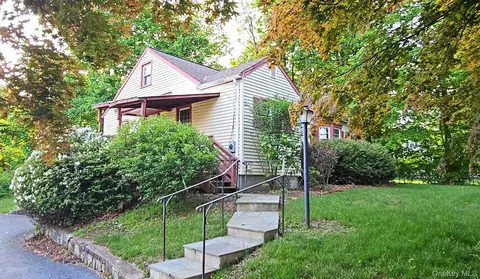 233 Peaceable Hill Rd, Southeast, NY 10509