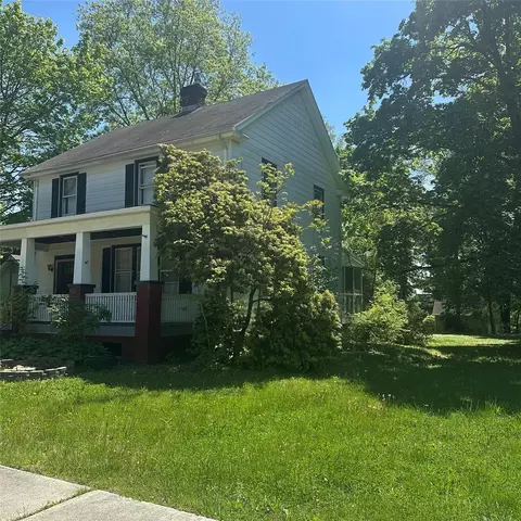 102 E Cedar St, Poughkeepsie, NY 12601