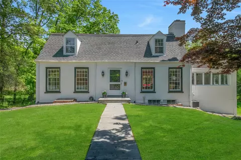 40 Brookby Rd, Scarsdale, NY 10583