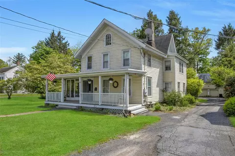 59 E Main St, Washingtonville, NY 10992