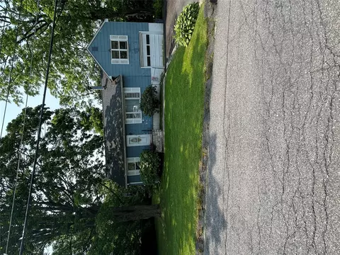 127 Woodland Dr, Kent, NY 10512