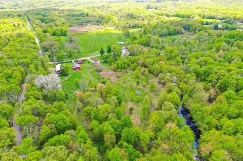 519 Woodstock Rd, Washington, NY 12545