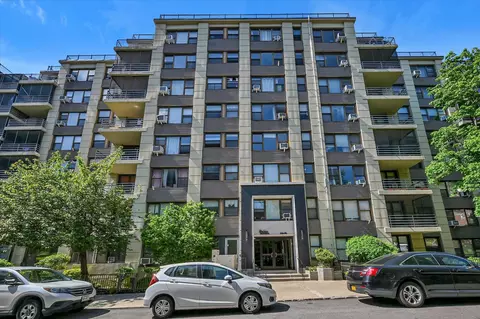 98-51 64 Ave #2C, Rego Park, NY 11374