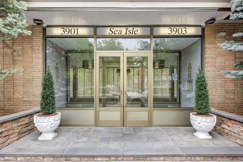 3901 Nostrand Ave #3T, Brooklyn, NY 11235