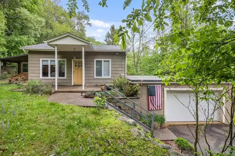 50 New Pomona Rd, Ramapo, NY 10901