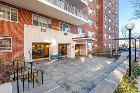 52-30 39th Dr #9S, Woodside, NY 11377