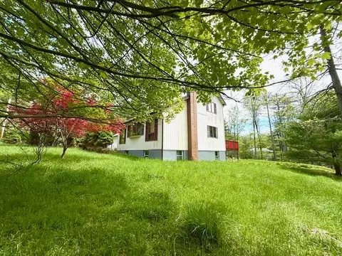 19 Oak Rd, Lumberland, NY 12737