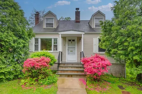 2 Ashley Rd, Greenburgh, NY 10706