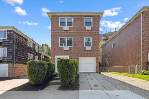 253-10 W End Dr, New York, NY 11362
