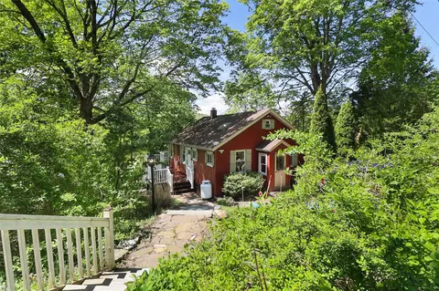 95 Montrose Dr, Carmel, NY 10512