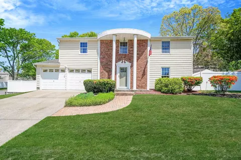 23 John St, Port Jefferson Station, NY 11776