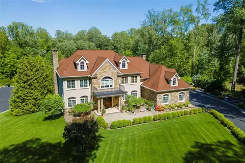 42 Young Rd, Katonah, NY 10536
