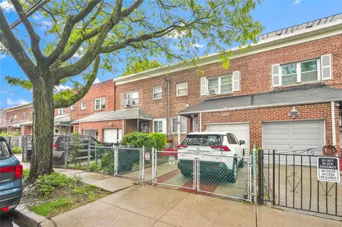 1141 E 213th St, New York, NY 10469