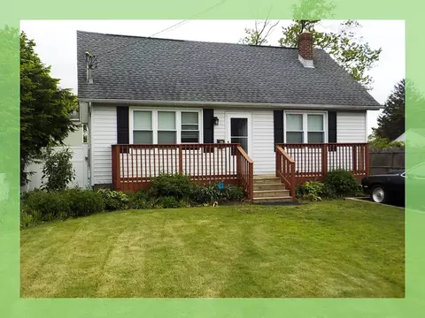 40 Roosevelt Ave, Islip, NY 11751
