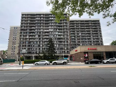 150-38 Union Tpke #4J, Flushing, NY 11367