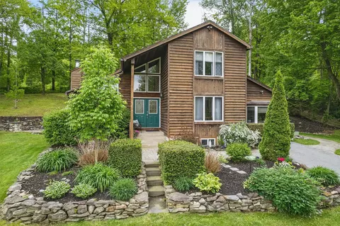 228 Bellvale Lakes Rd, Warwick, NY 10990