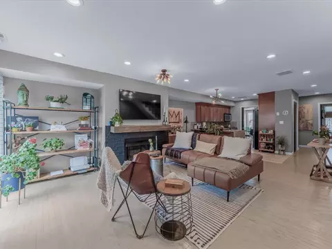 12 Deepwater Way #31, New York, NY 10464