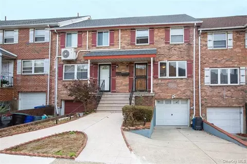 24024 66th Ave, New York, NY 11362