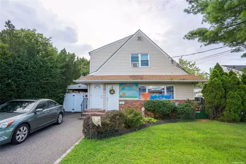 69 Myrtle Ave, North Hempstead, NY 11590