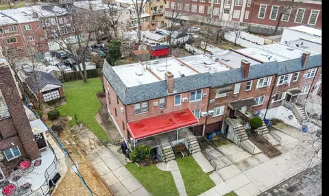 138-12 76th Ave, Flushing, NY 11367