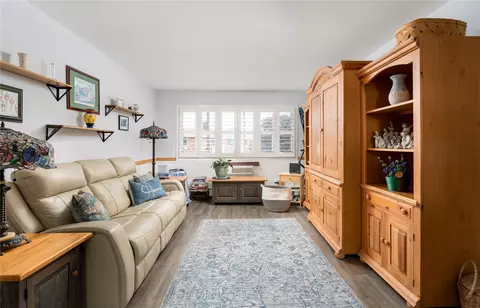 2413 Union Blvd #5B, Islip, NY 11751
