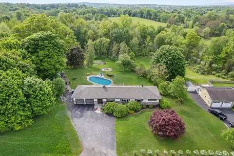 97 St Andrews Rd, Walden, NY 12586