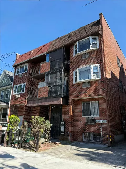 90-26 52nd Ave, Elmhurst, NY 11373