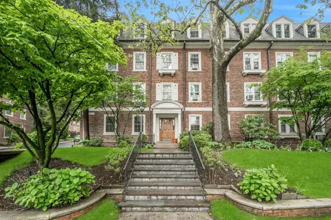 3 Alden Pl #1A, Bronxville, NY 10708