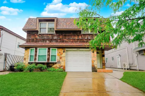 437 Arlene St, Staten Island, NY 10314