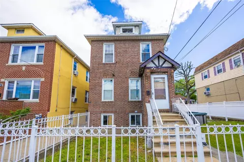 1032 Swinton Ave, New York, NY 10465