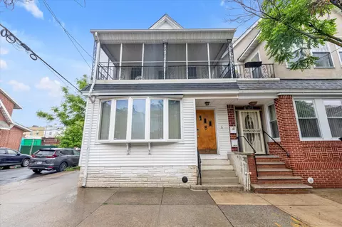78-22 83 St, New York, NY 11385