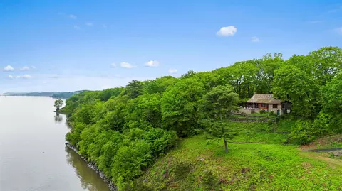 277 Patterson Ln, Saugerties, NY 12477