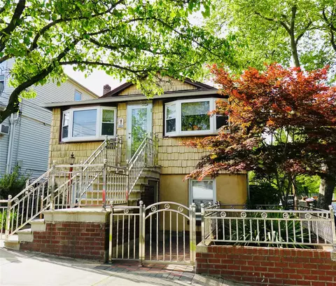 3065 Barkley Ave, New York, NY 10465